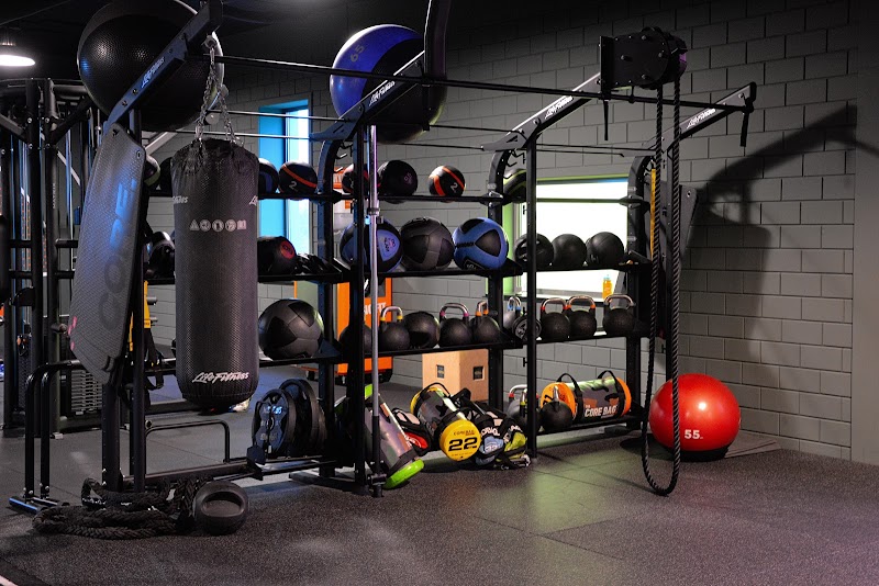Basic-Fit Waalwijk De Gaard 24/7 - Foto 2