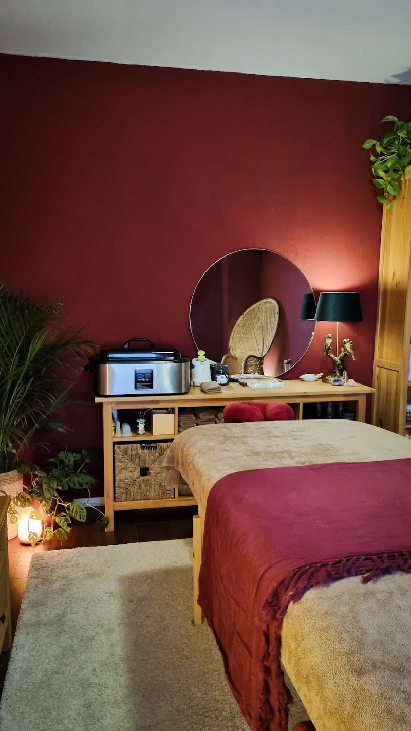 Candra Devi • Wellness Massage & Energiewerk - Foto 2