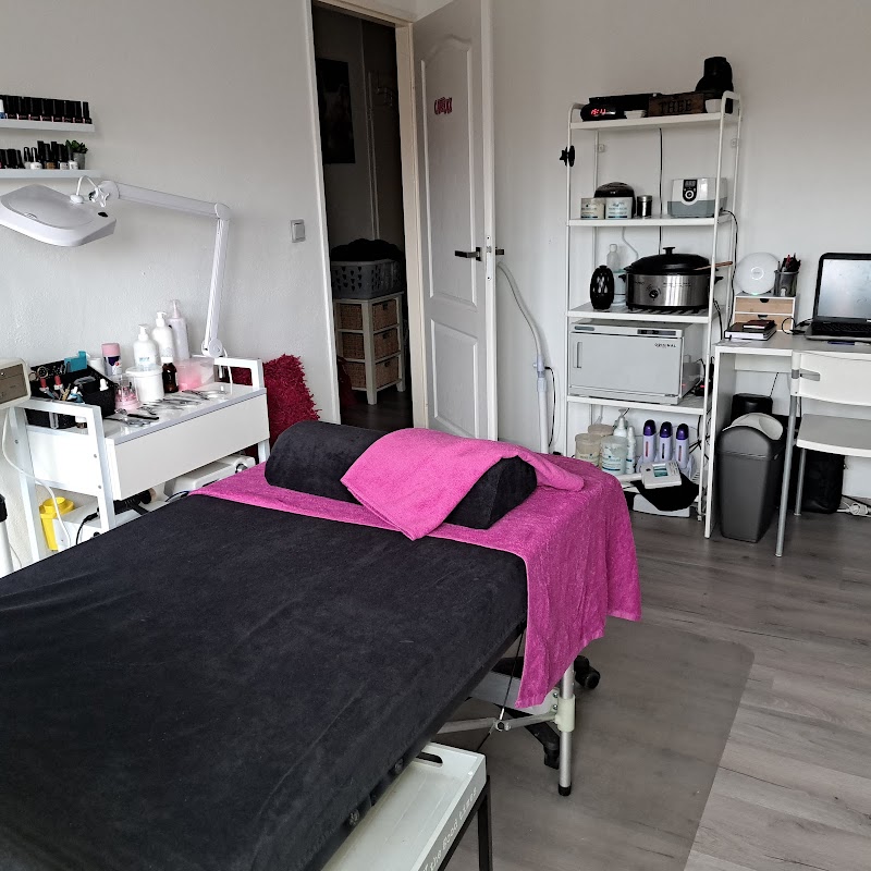 CaReLax pedicure, massage & beauty - Foto 8