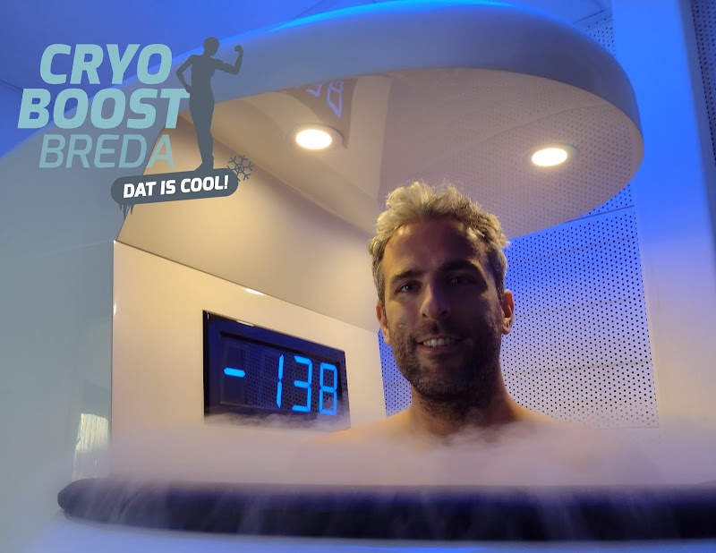 CryoBoost