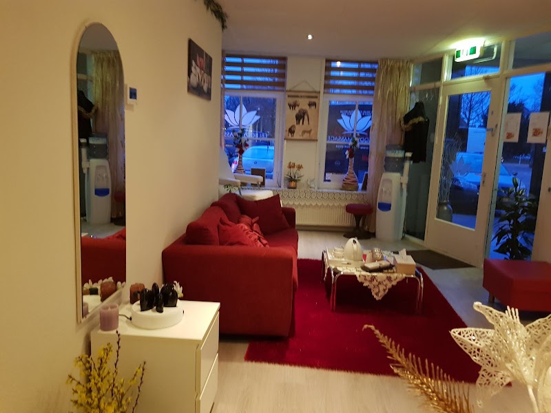 Ebi Body Massage & Japanese head spa - Foto 3