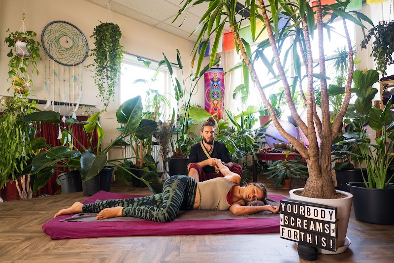 Michalis Massage Soundhealing Ede