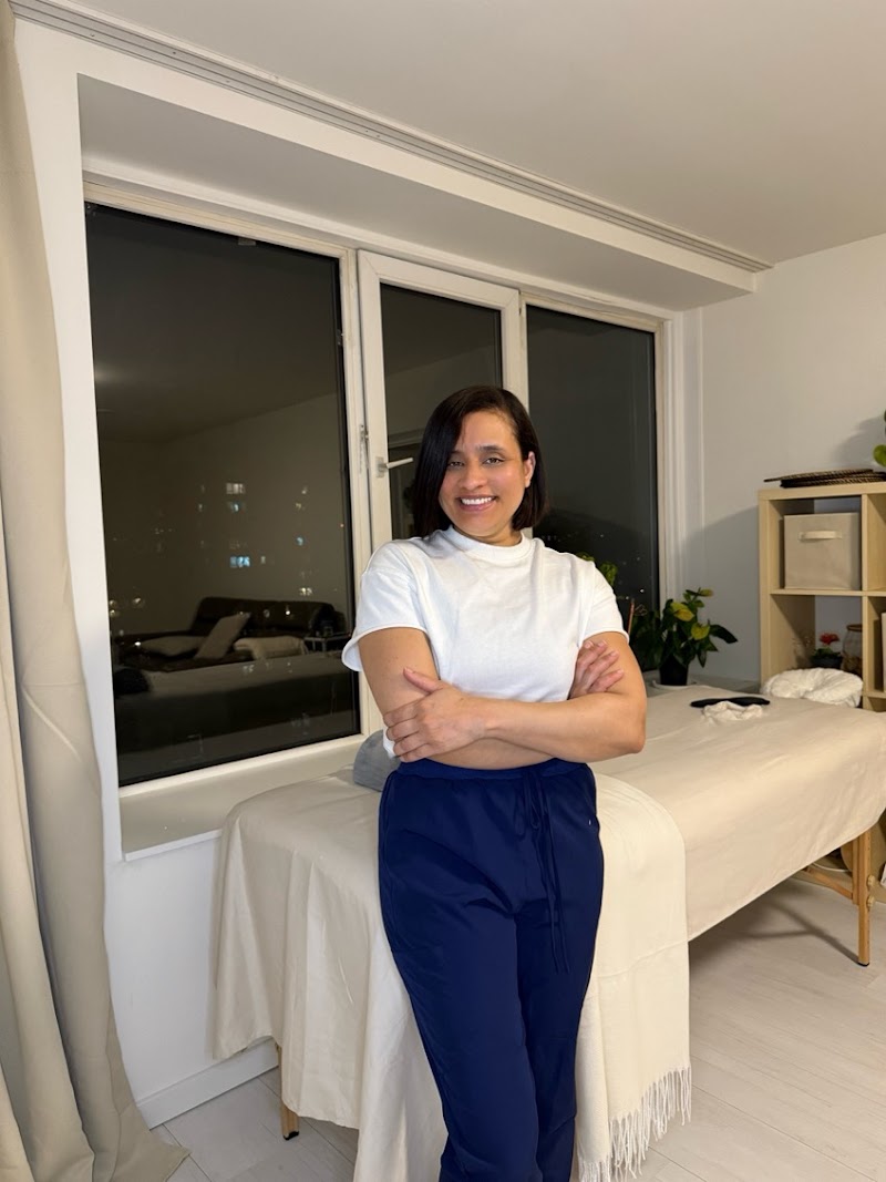 Professional Massage aan Huis in Zaanstad – María Rondón | Luxe & Ontspanning