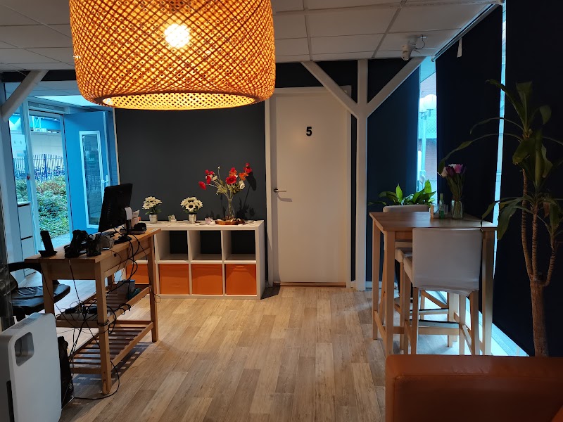 QoQo Massage Clinics Capelle aan den IJssel - Foto 4