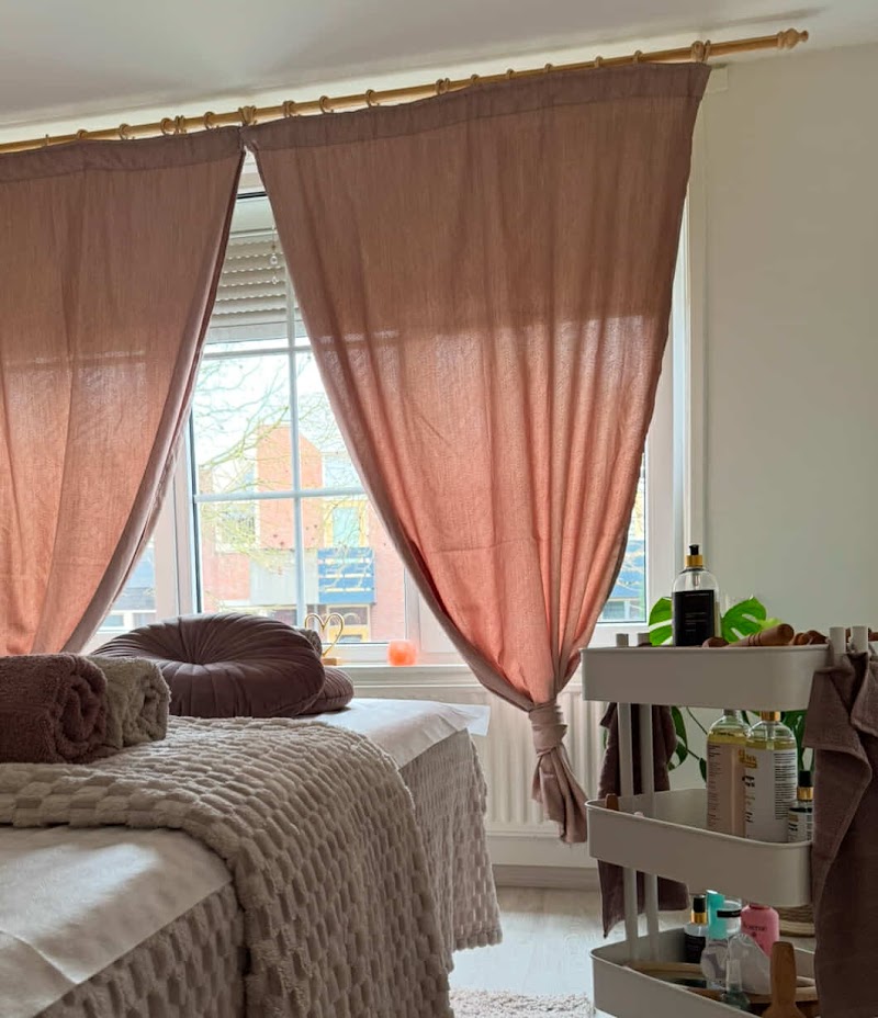 Shakti Massages and Yoga