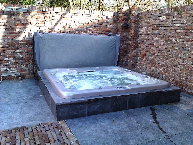 Triton Pools - Foto 2